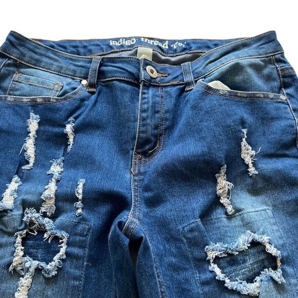 Distressed holy jeans 4 - Picture 2 of 11
